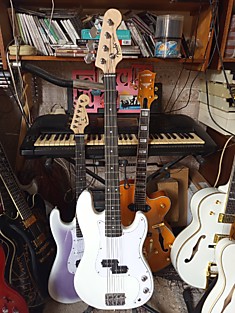 Гитара Fender Precision bass 