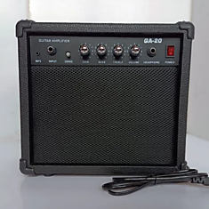 Комбик GA-20.
